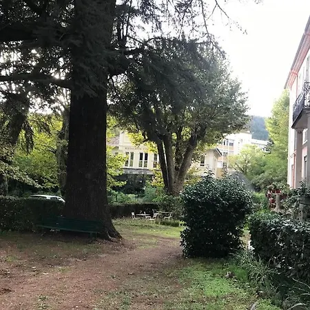 Superbe T2 Dans Un Parc Arbore Lamalou-les-Bains Exterior photo